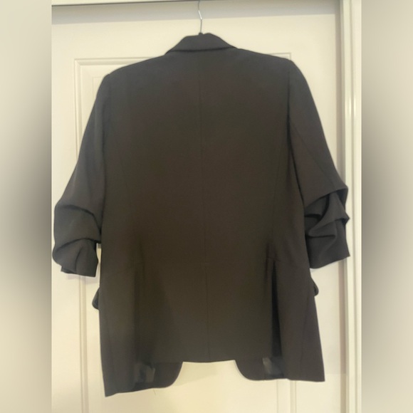 Relaxed Fit Blazer - Picture 2 of 2